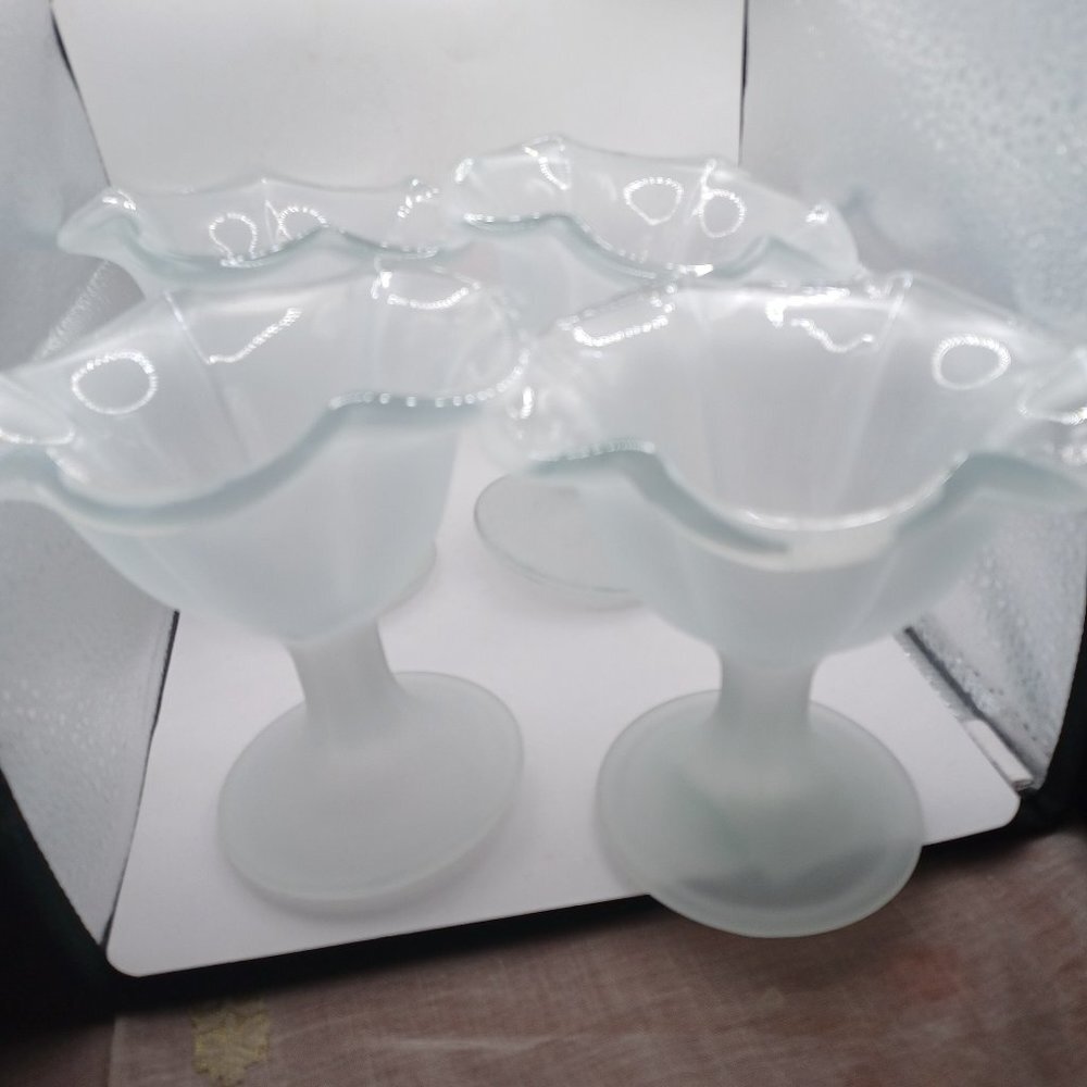 Vintage‎ glass dessert bowls Italian style x4